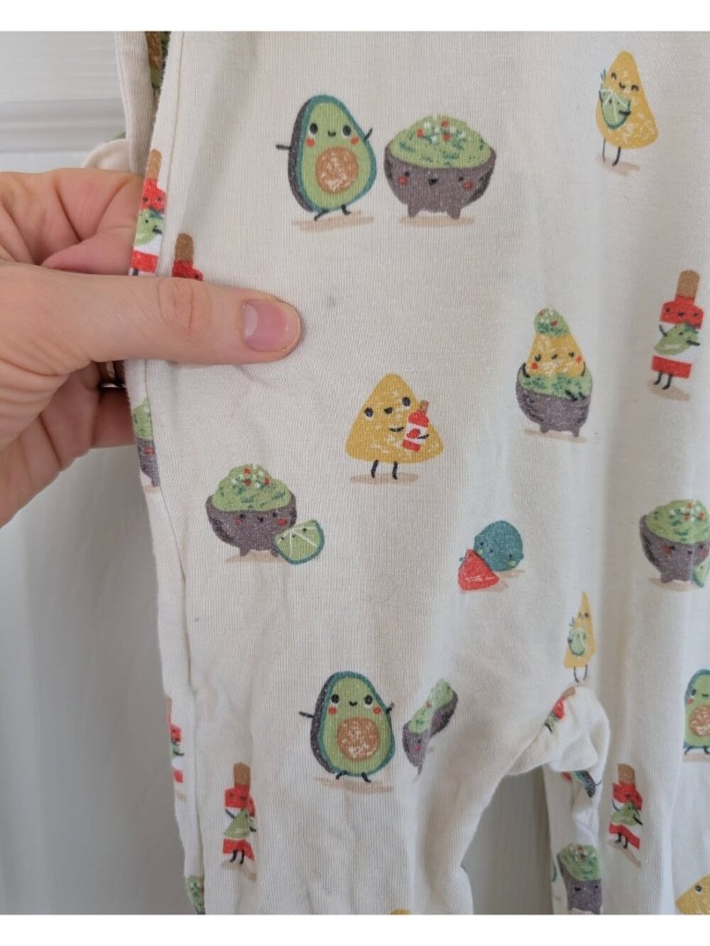 Angel Dear Bamboo Guacamole & Chips Avocado Footed Sleeper 6-9m - Picture 3 of 4
